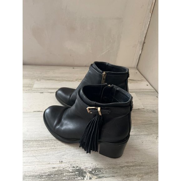 Circus by Sam Edelman woman’s black zip ankle boots with tassels size 7M - Picture 4 of 5